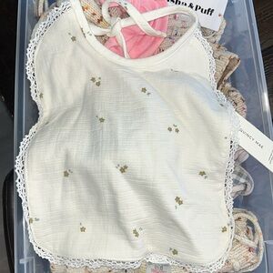 Quincy Mae bib brand new